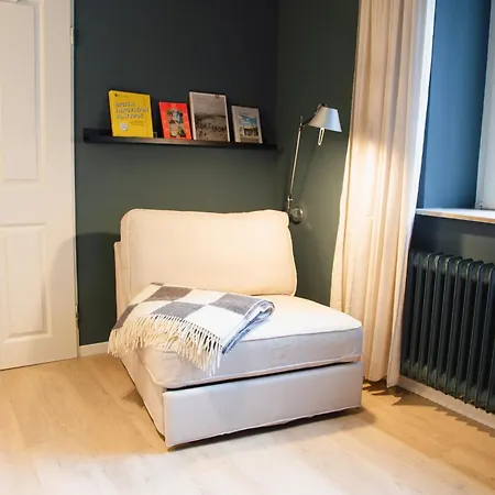 Urbane Oase In Hinterhofresidenz Apartment *